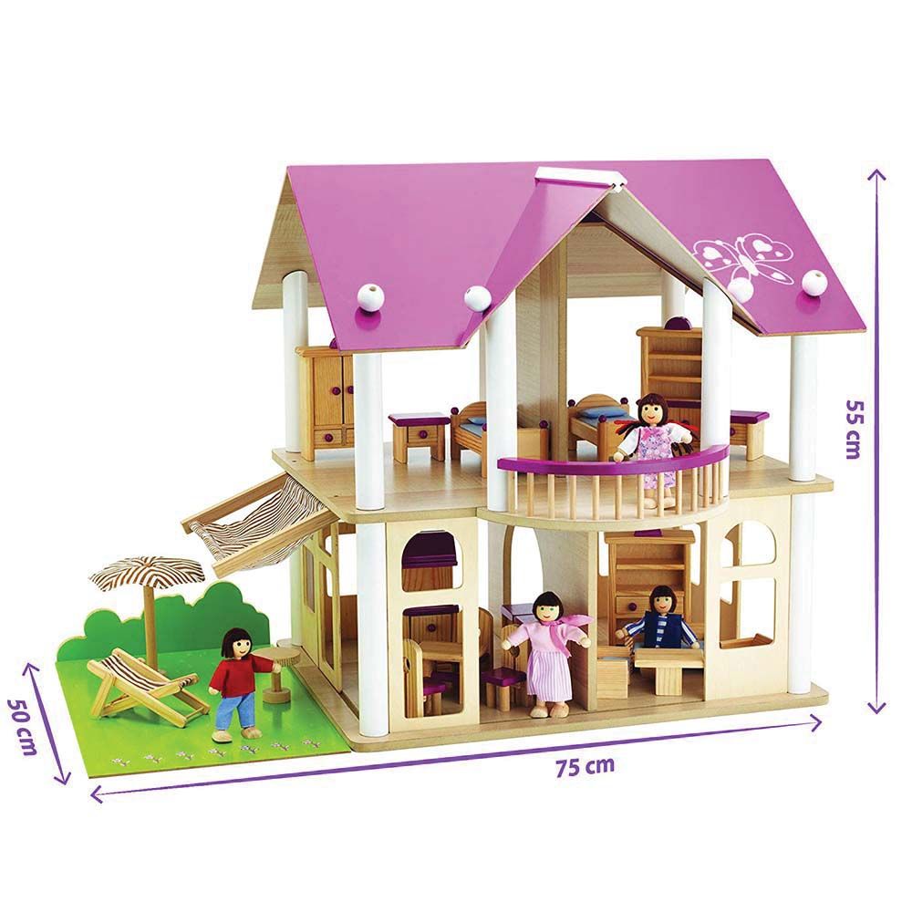 Дървена къща за игра, с обзавеждане и кукли