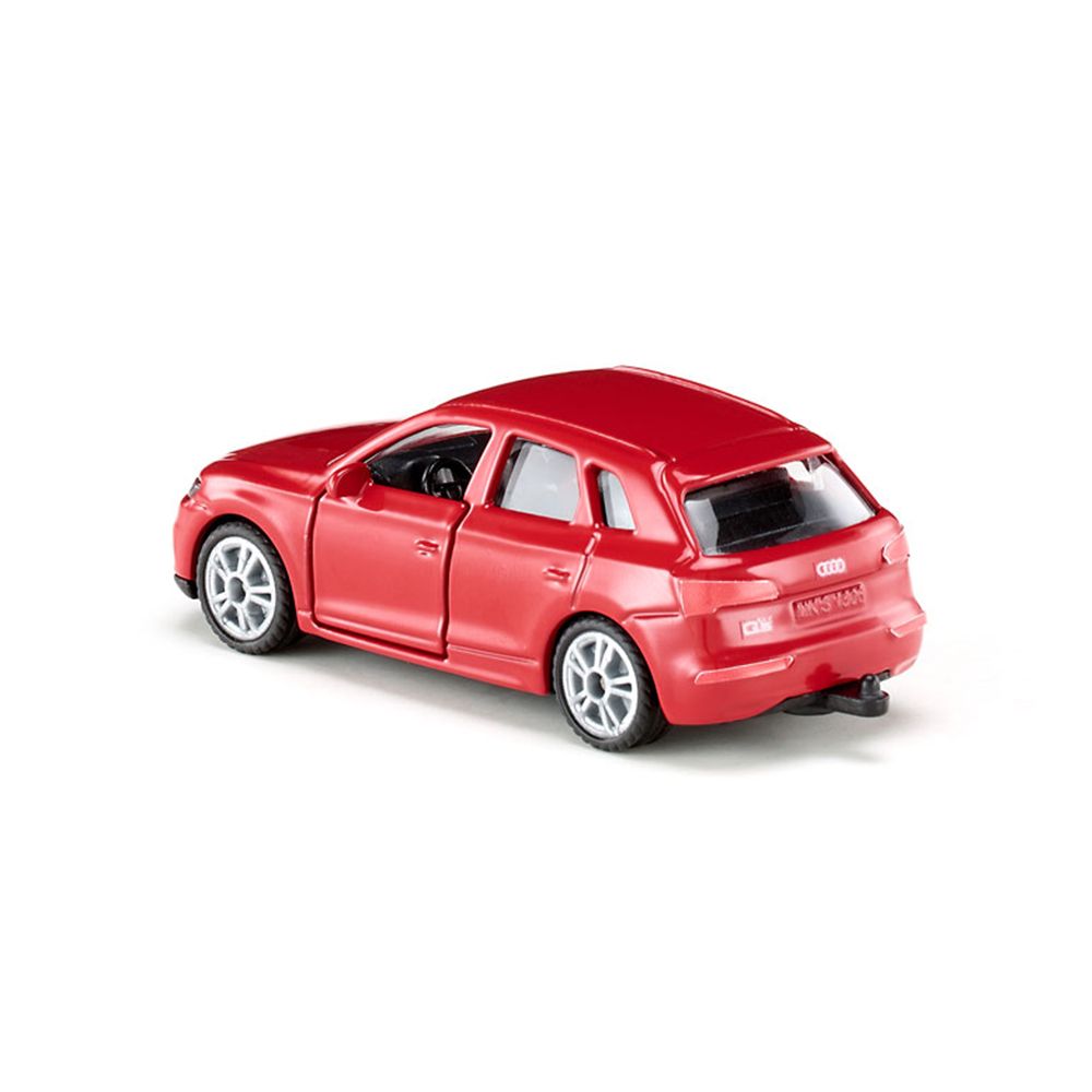 Метална кола Audi Q5