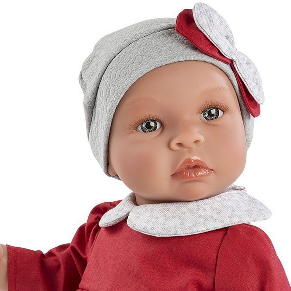 Кукла-бебе, Лея, с червена рокля