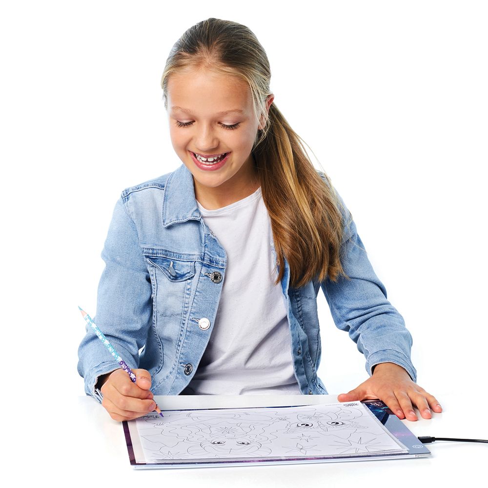 Светеща подложка за рисуване и прекопиране, Небулия