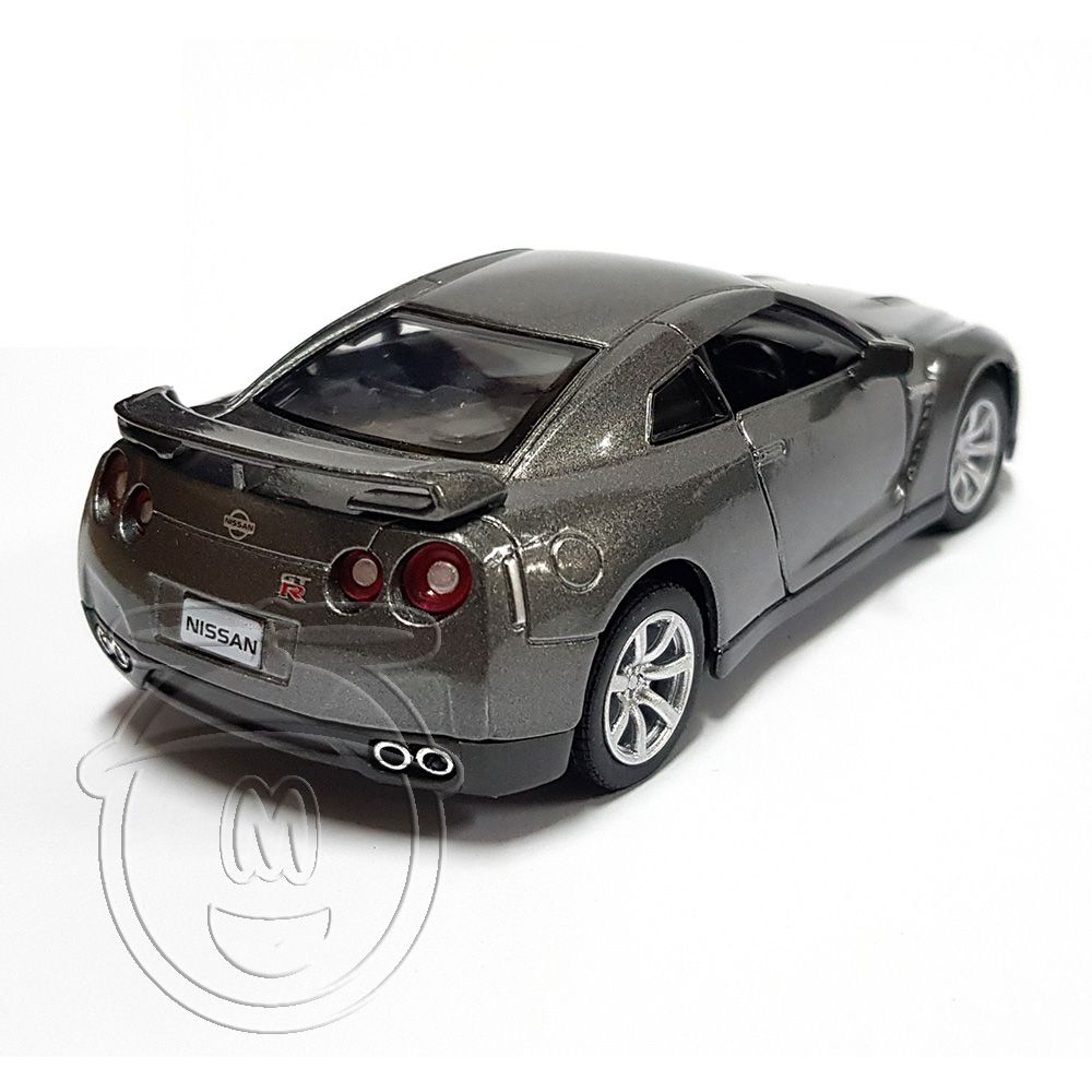 Метална кола, Nissan GTR R35