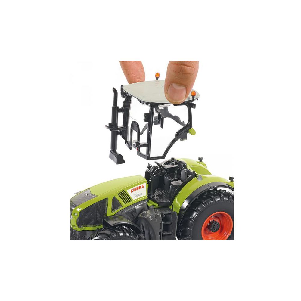 Трактор Claas Axion 950