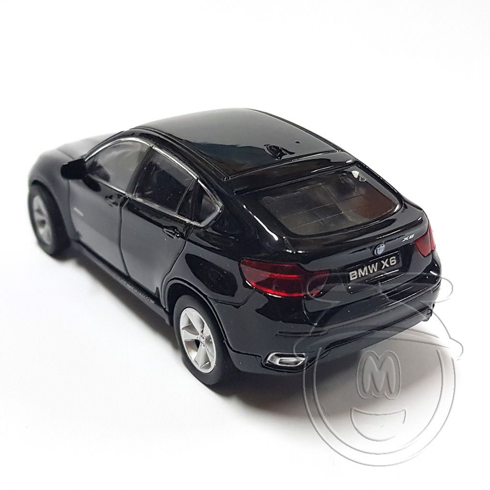 Метална кола, BMW X6