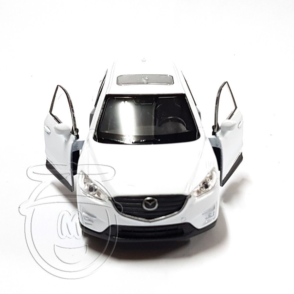 Метална кола, Mazda X5