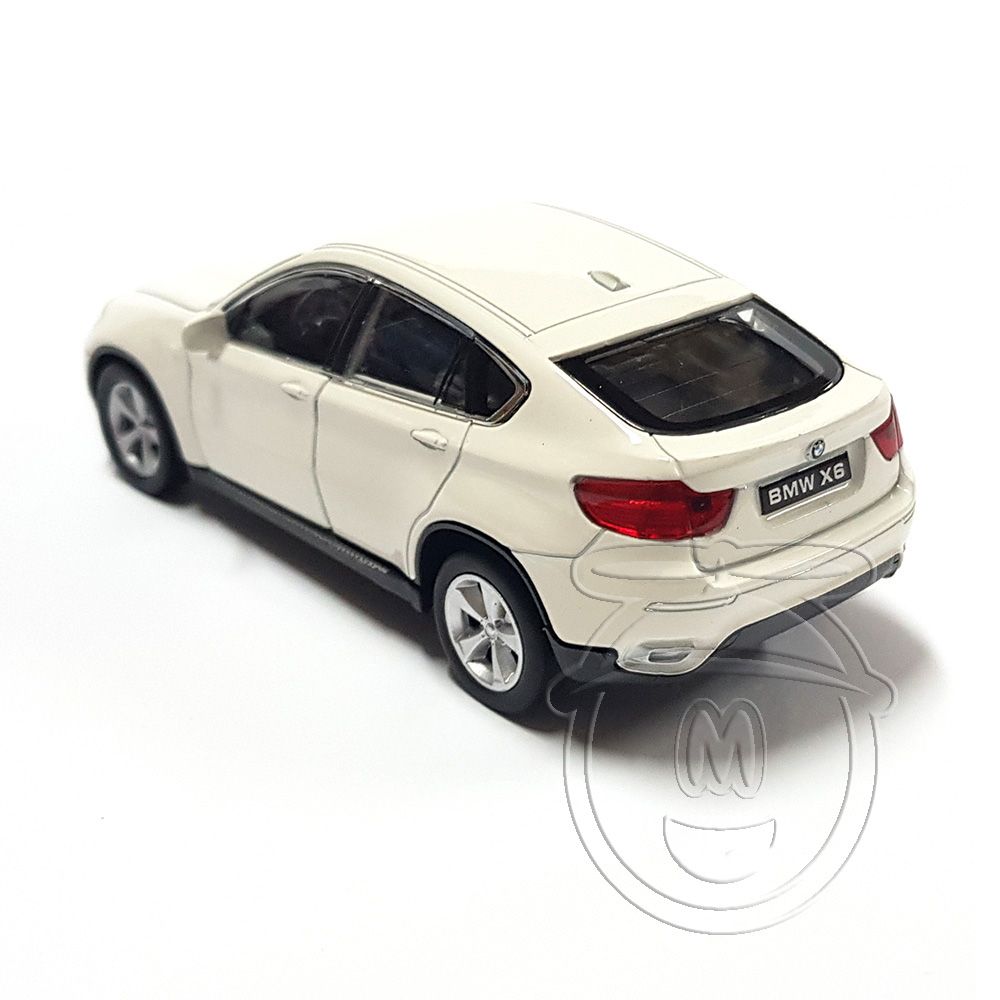 Метална кола, BMW X6