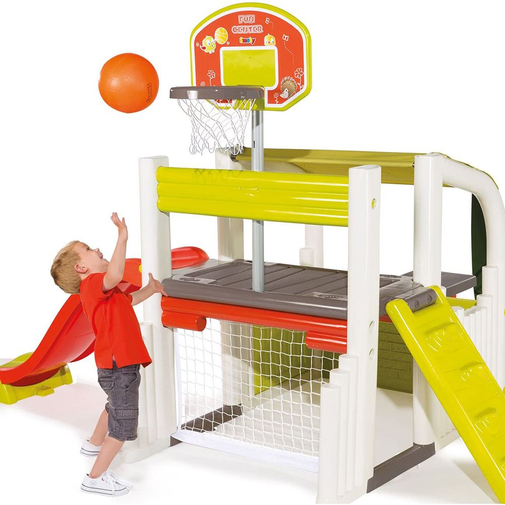 Кът за спорт, с баскетболен кош