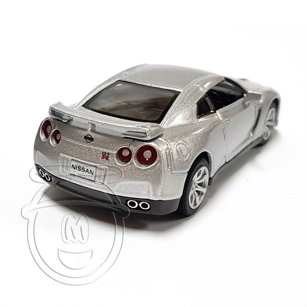 Метална кола, Nissan GTR R35