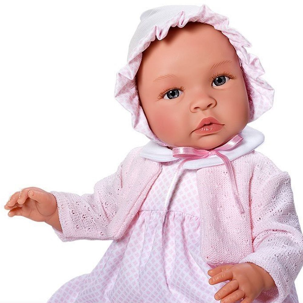 Кукла-бебе, Лея, с рокля, плетена жилетка и шапка