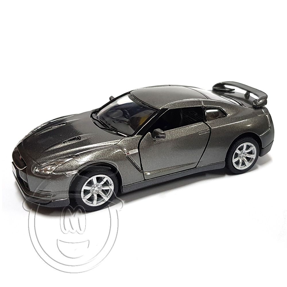 Метална кола, Nissan GTR R35