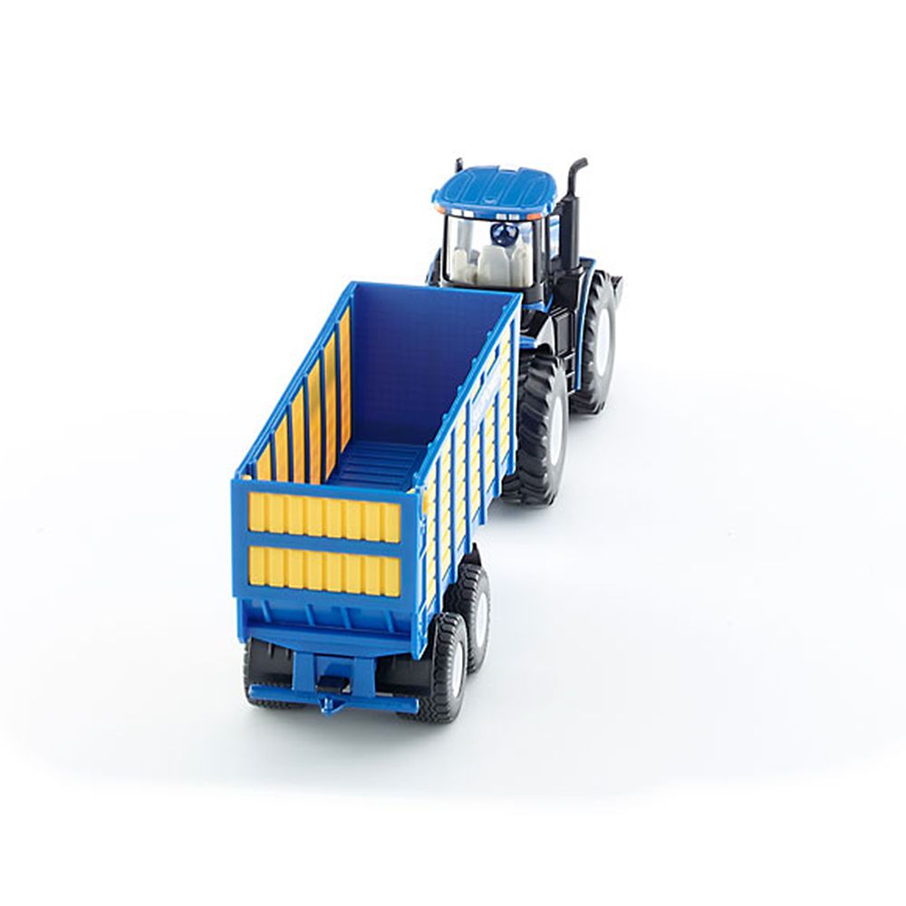 Трактор, New Holland T, с ремарке за силаж