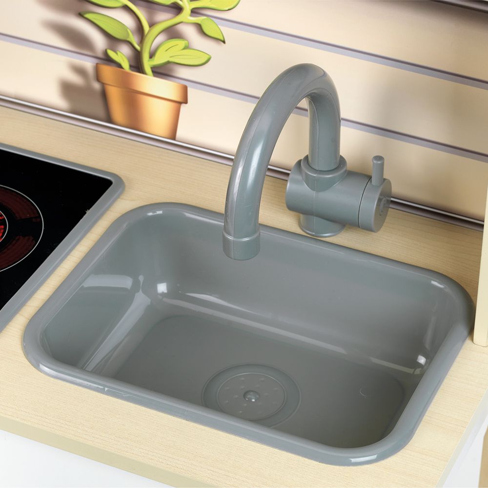 Детска дървена кухня Miele "Family"