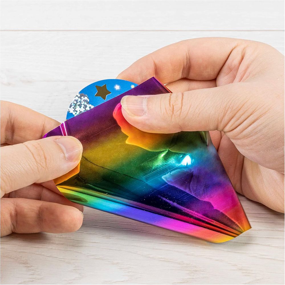 Направи сам забавни значки с блестящо фолио