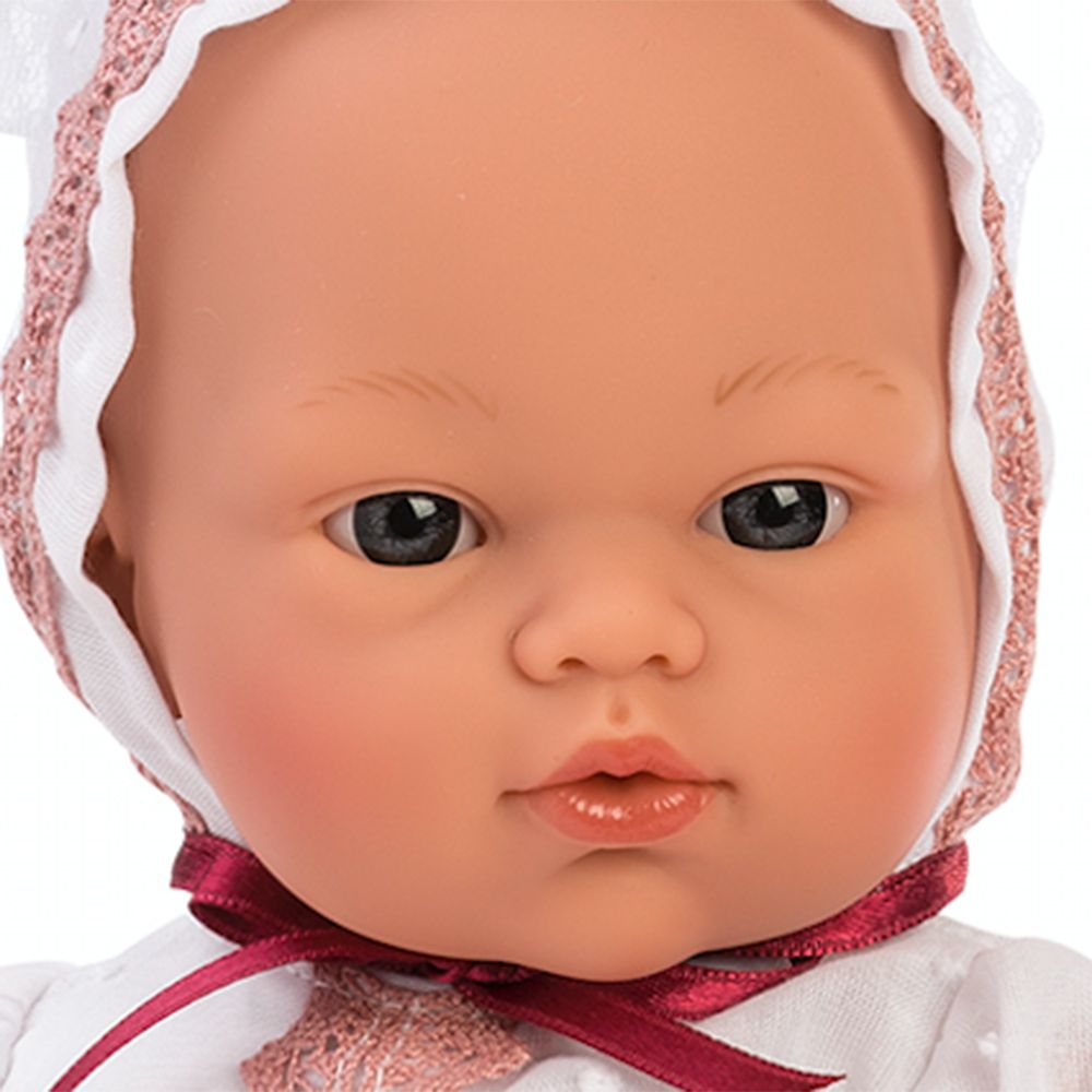 Кукла-бебе, Коке с бяла рокличка и шапка с дантели, 36 см