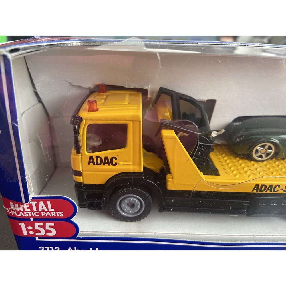 Пътна помощ на ADAC, играчка с нарушена опаковка