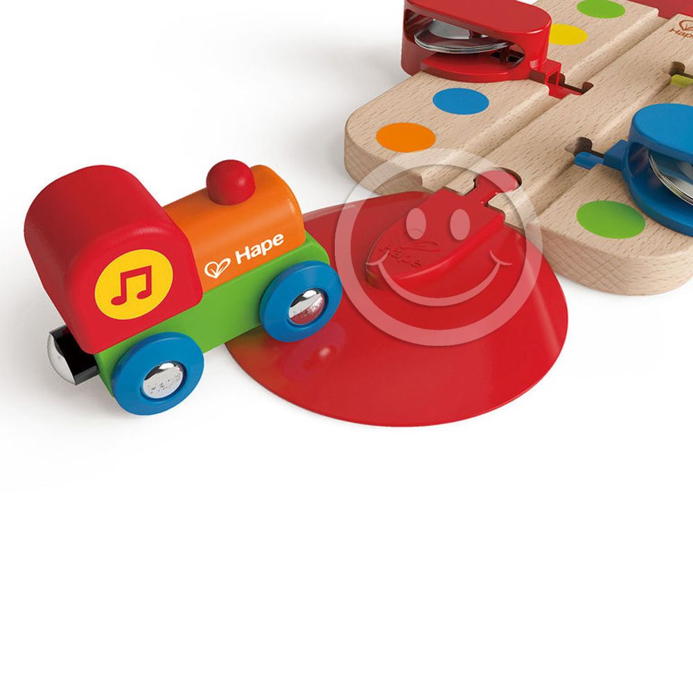 Дървена релса с локомотивче, Звуците на тамбурина