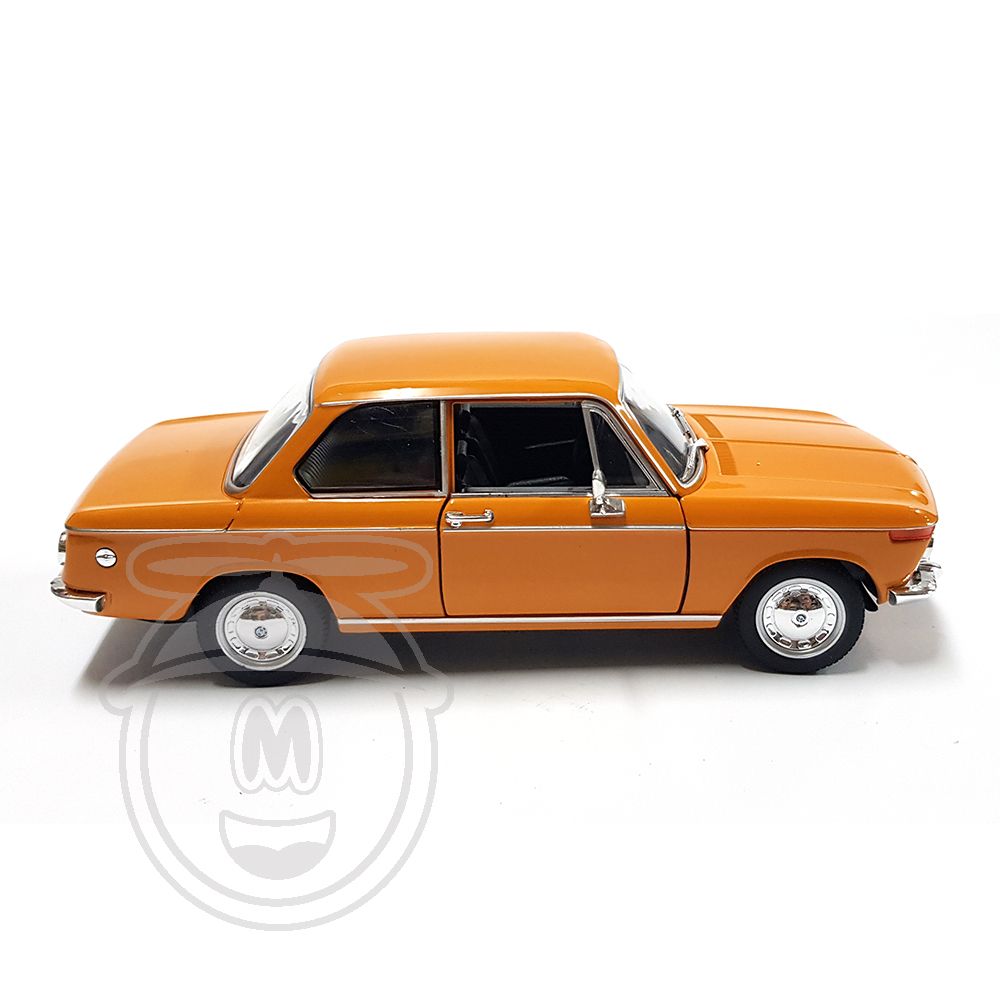 Mетална кола BMW 2002ti, 1965 г.