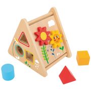 Дървена къщичка с активности