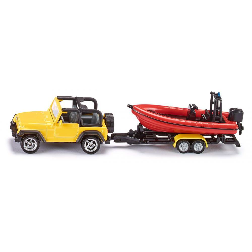 Jeep Wrangler тегли платформа с лодка