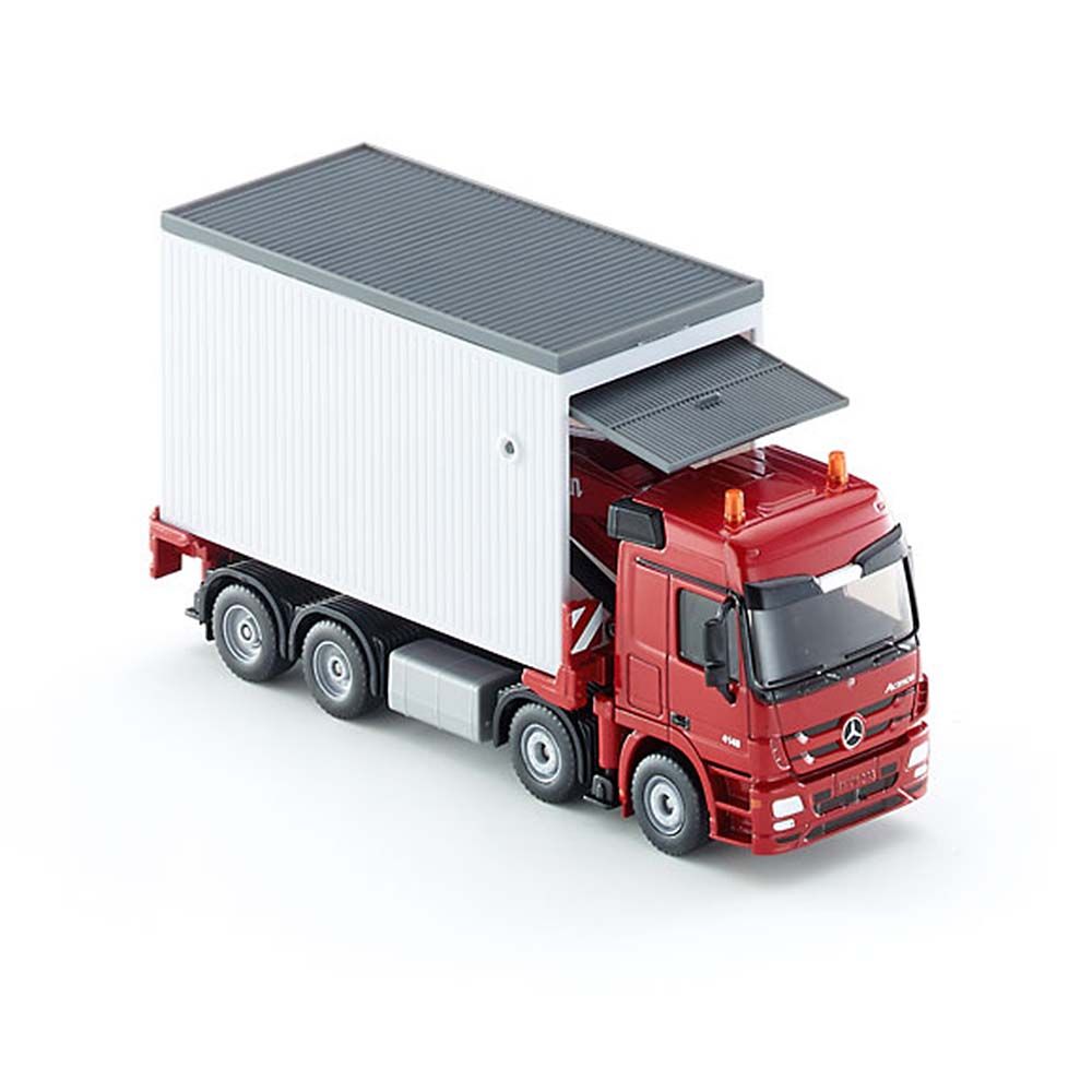Камион Mercedes-Actros с гаражна клетка