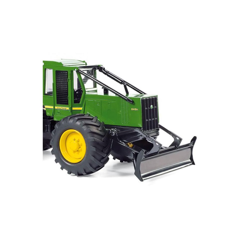 Високопроходим трактор John Deere Skidder
