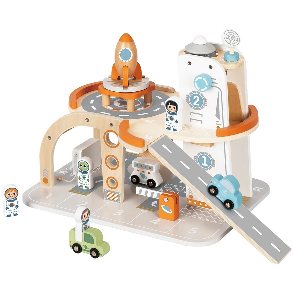 TookyToy, Дървен паркинг, Космическа станция