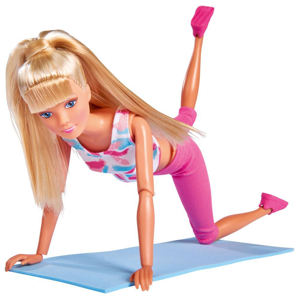 Кукла Стефи, в спортно облекло