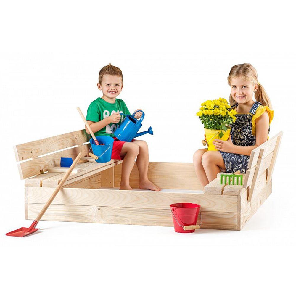 Детски пясъчник, с дървени капаци и две пейки