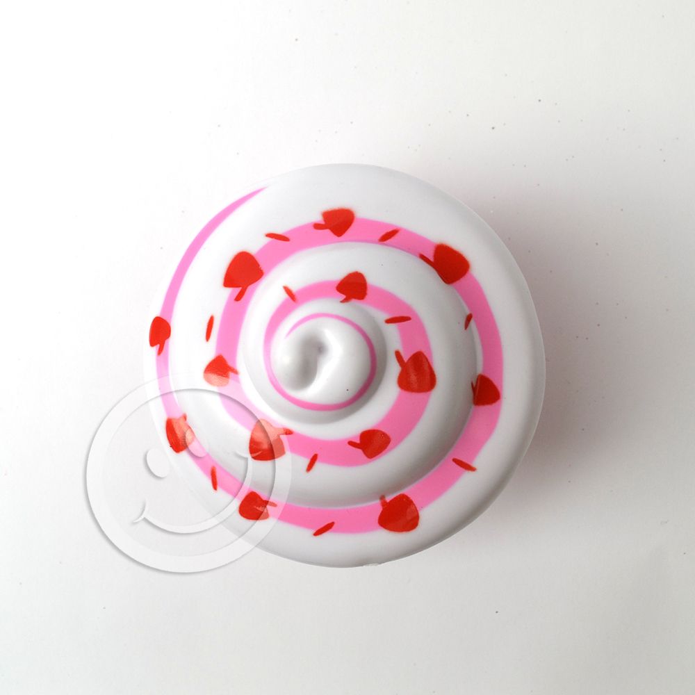 Cupcake Surprise, Кукла-сладкиш, Трейси