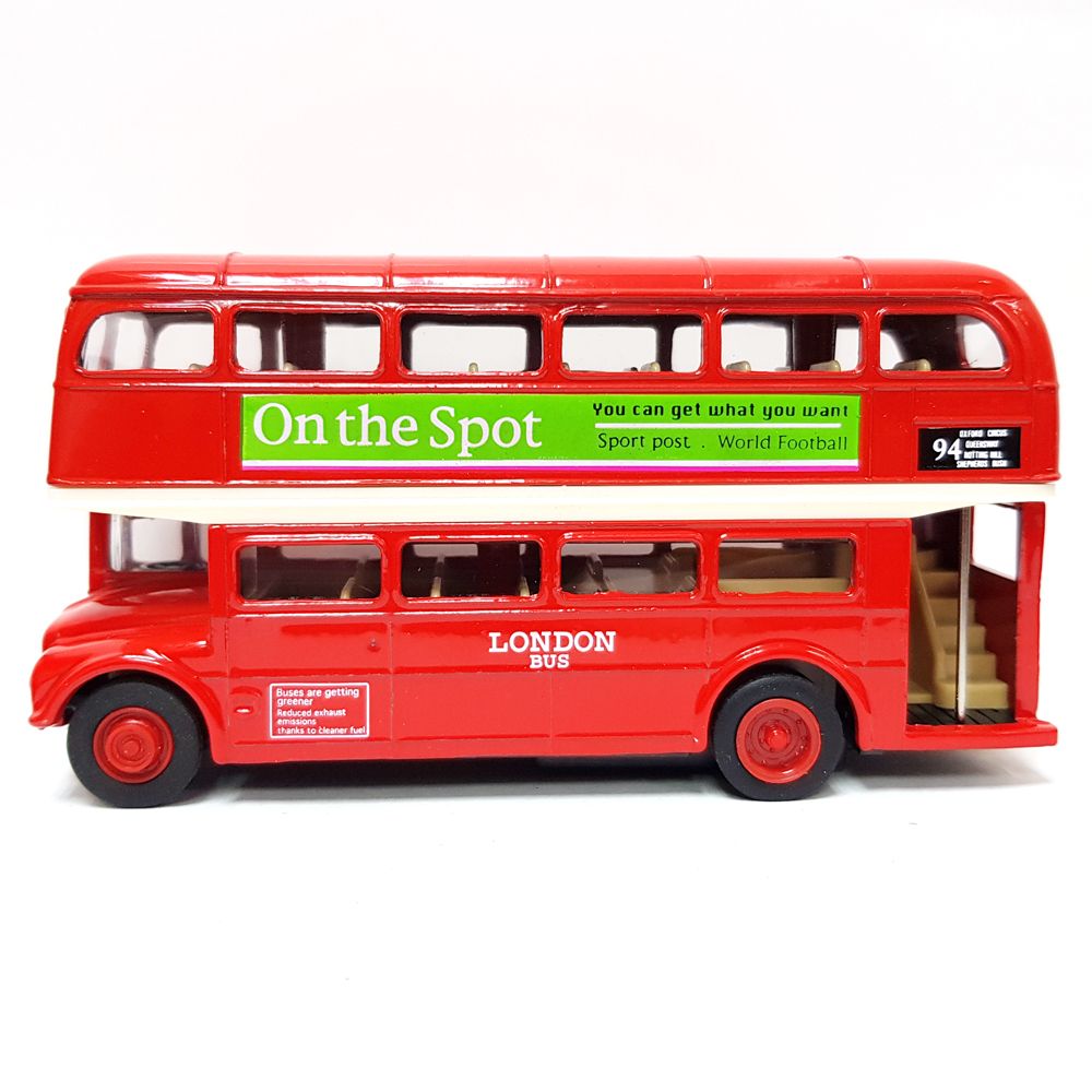 Метален лондонски автобус