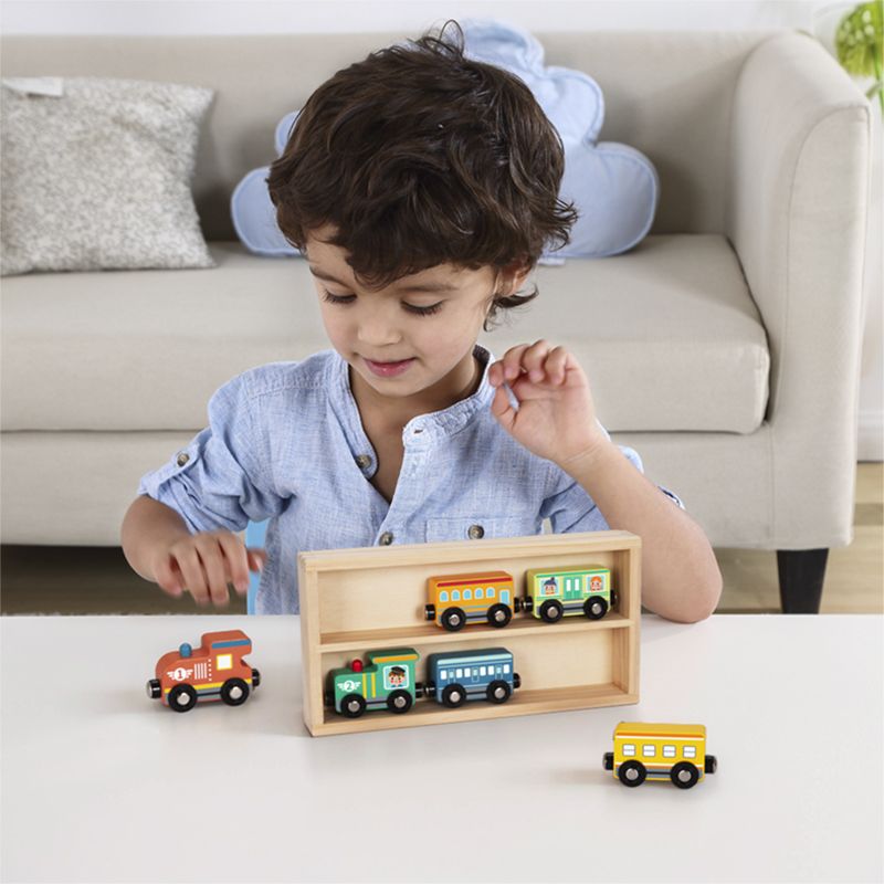 Комплект влакчета в дървена кутия