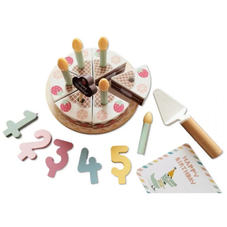 Дървена торта за Рожден ден