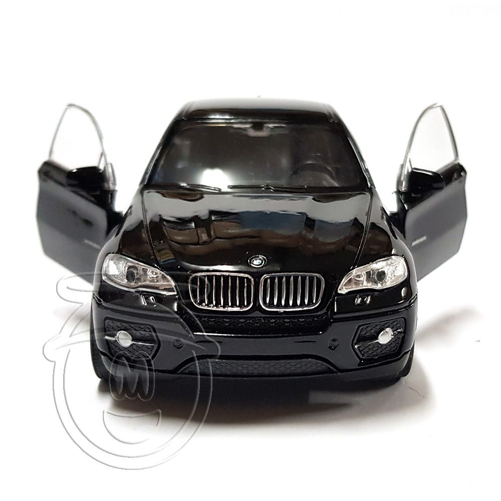 Метална кола, BMW X6