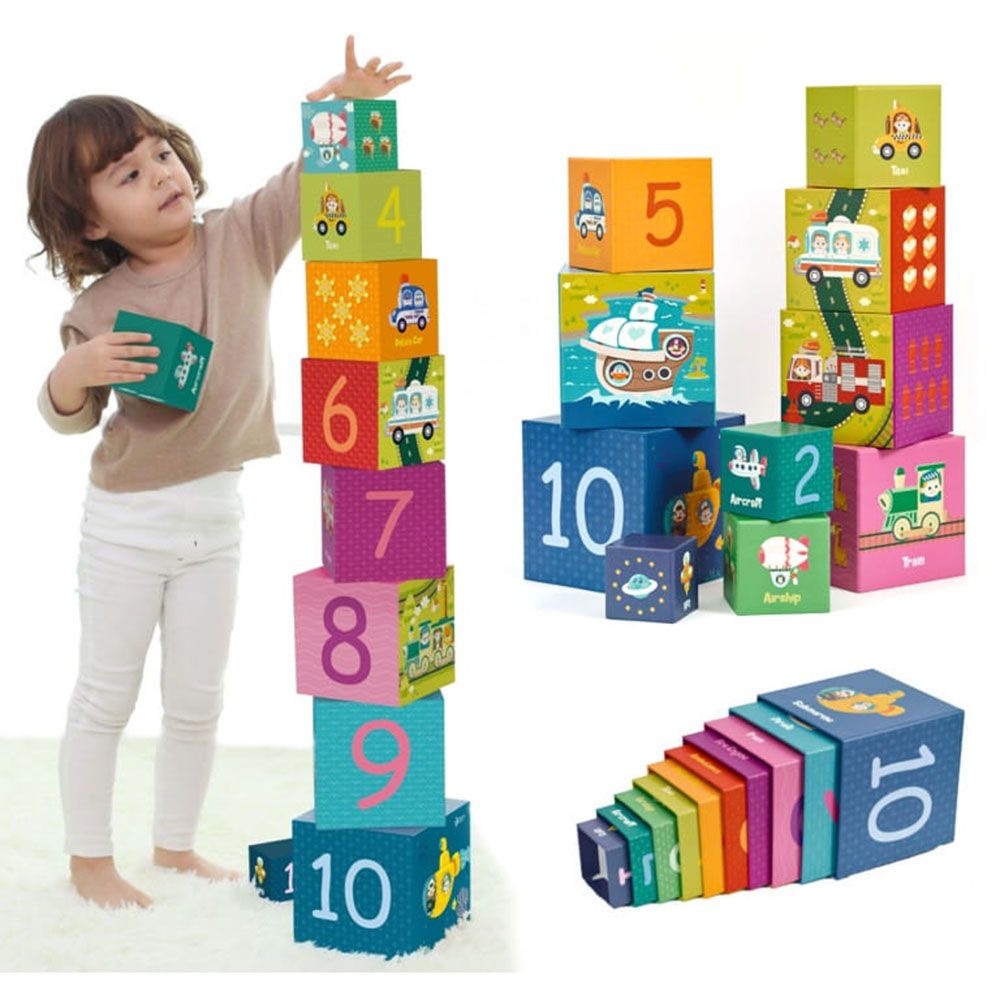 Кула от картонени кубчета за най-малките, Превозните средства