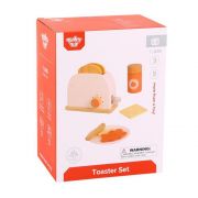 Дървен тостер с продукти за закуска