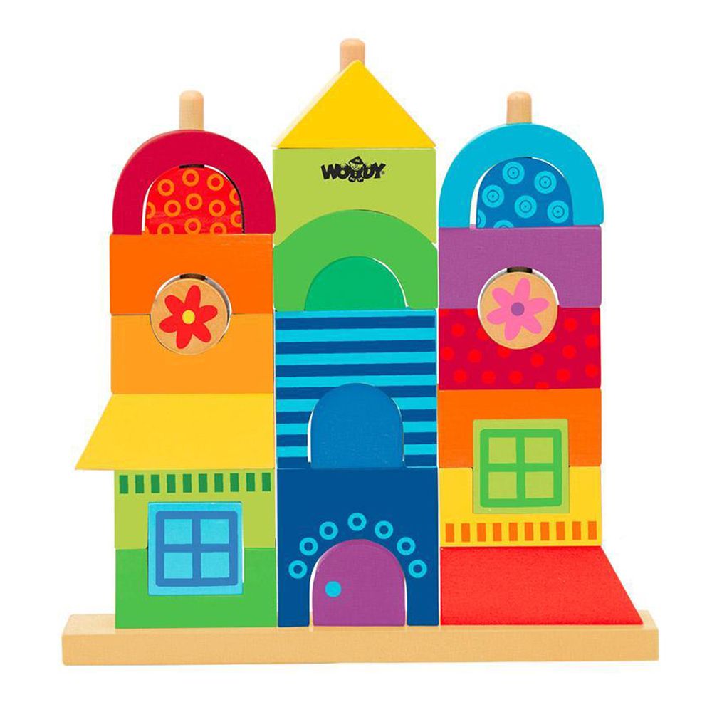 Woodyland, Дървена низанка, къща