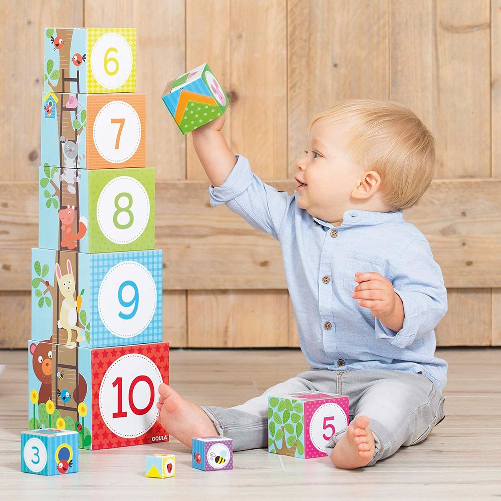 Кула от картонени кубчета, 10 броя