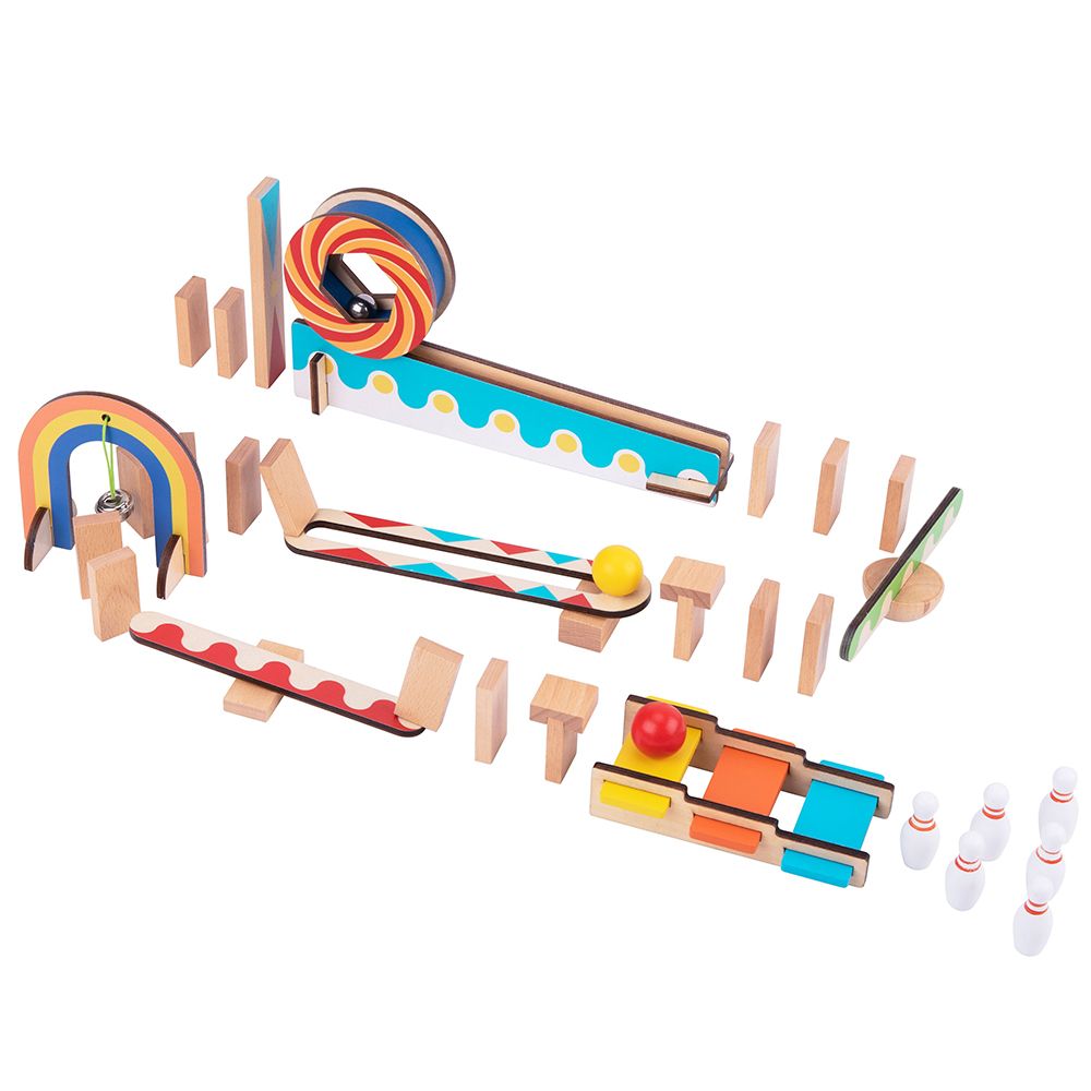 Домино Рали с различни активности