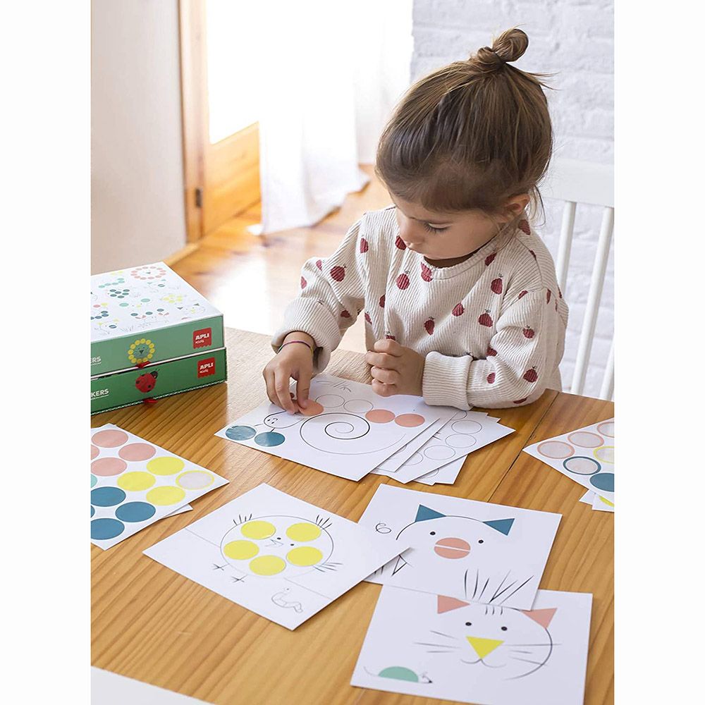 Дидактическа игра със стикери, Очарователни животни