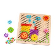 Дървена мозайка със зъбни колела, Влакче