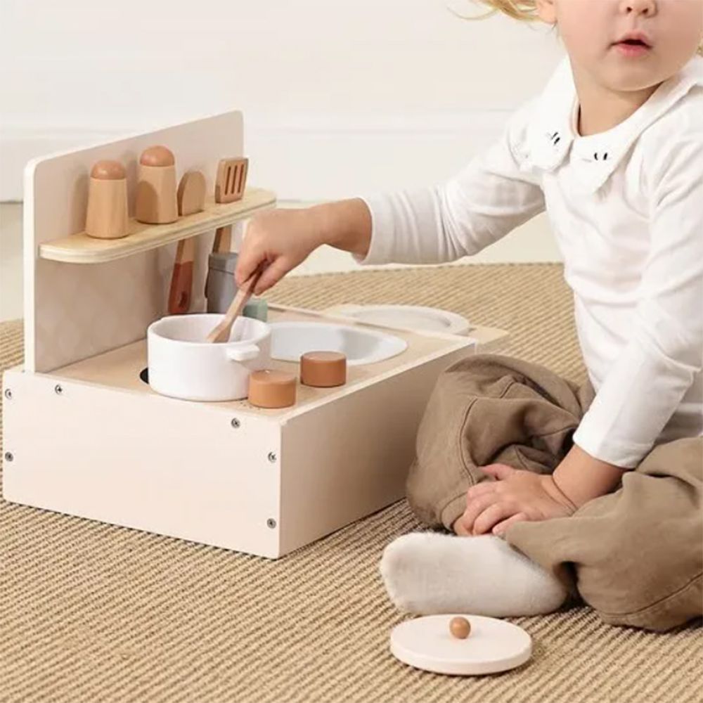 Дървена настолна детска кухня с аксесоари