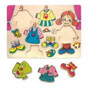 Дървен пъзел с дръжки Каролина с дрехи