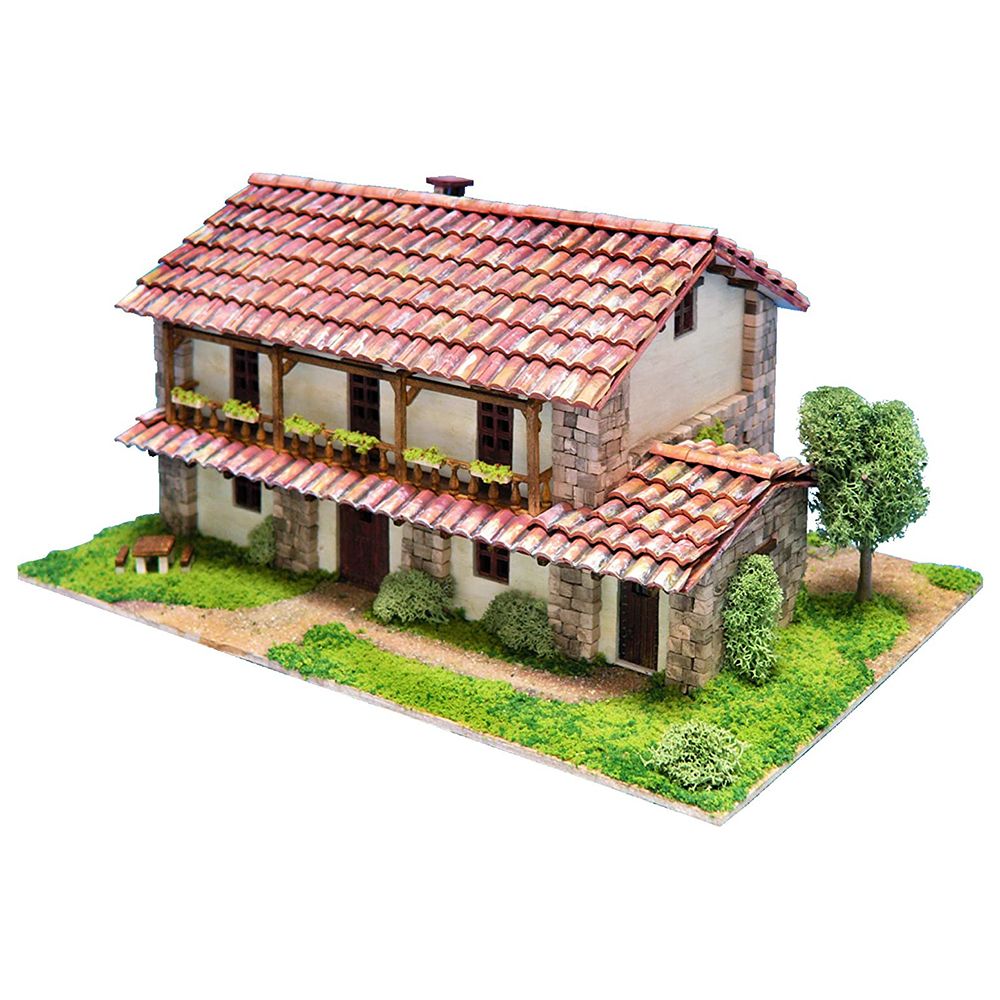 Domus kits, Къща, Сантиллана