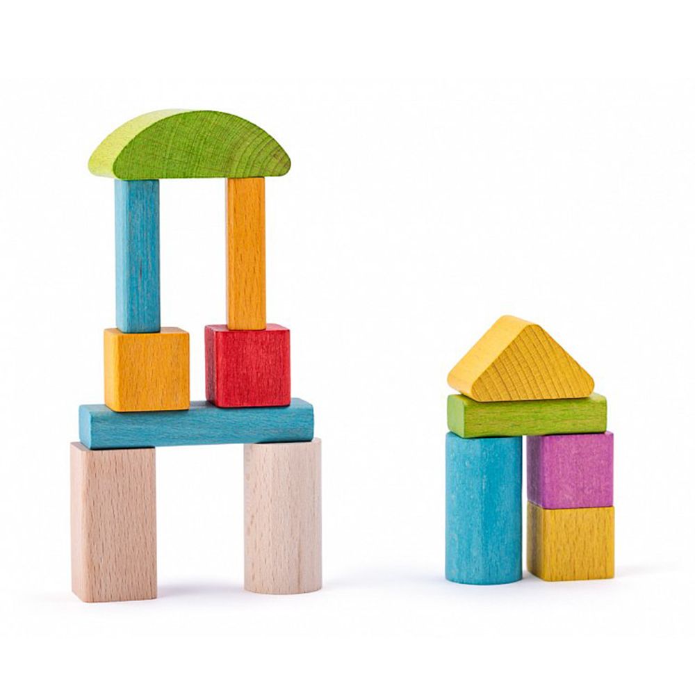 Дървен конструктор с натурални и цветни блокчета