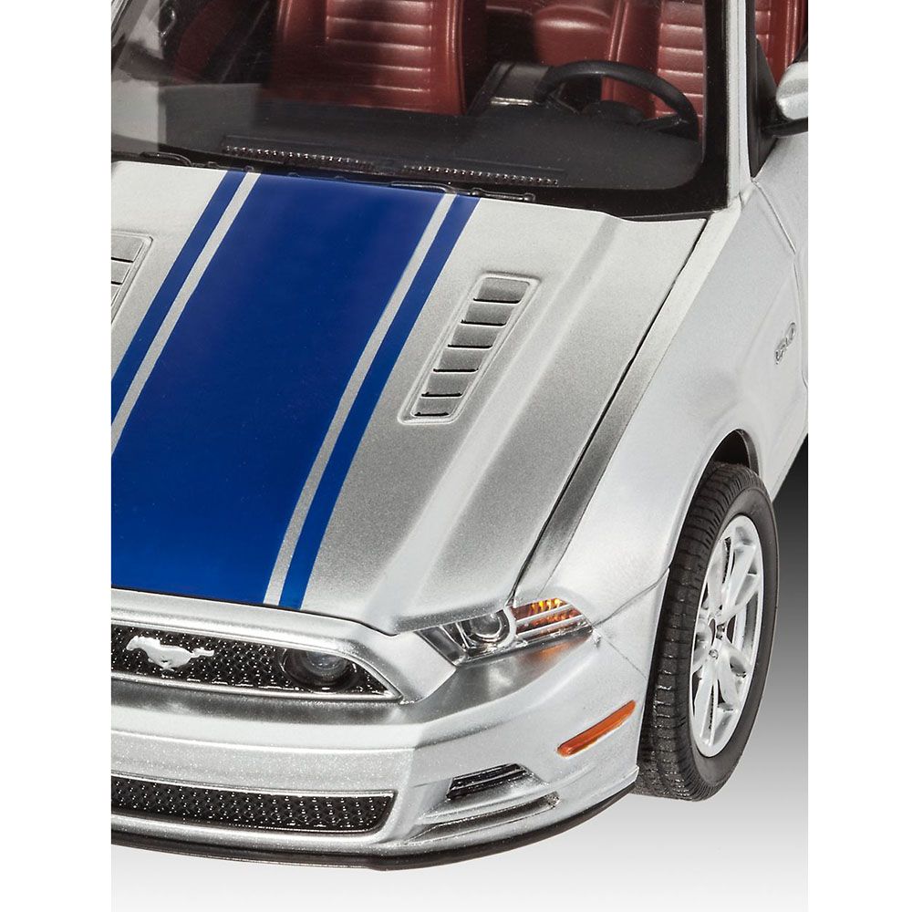 Сглобяем модел, Форд Мустанг 2014