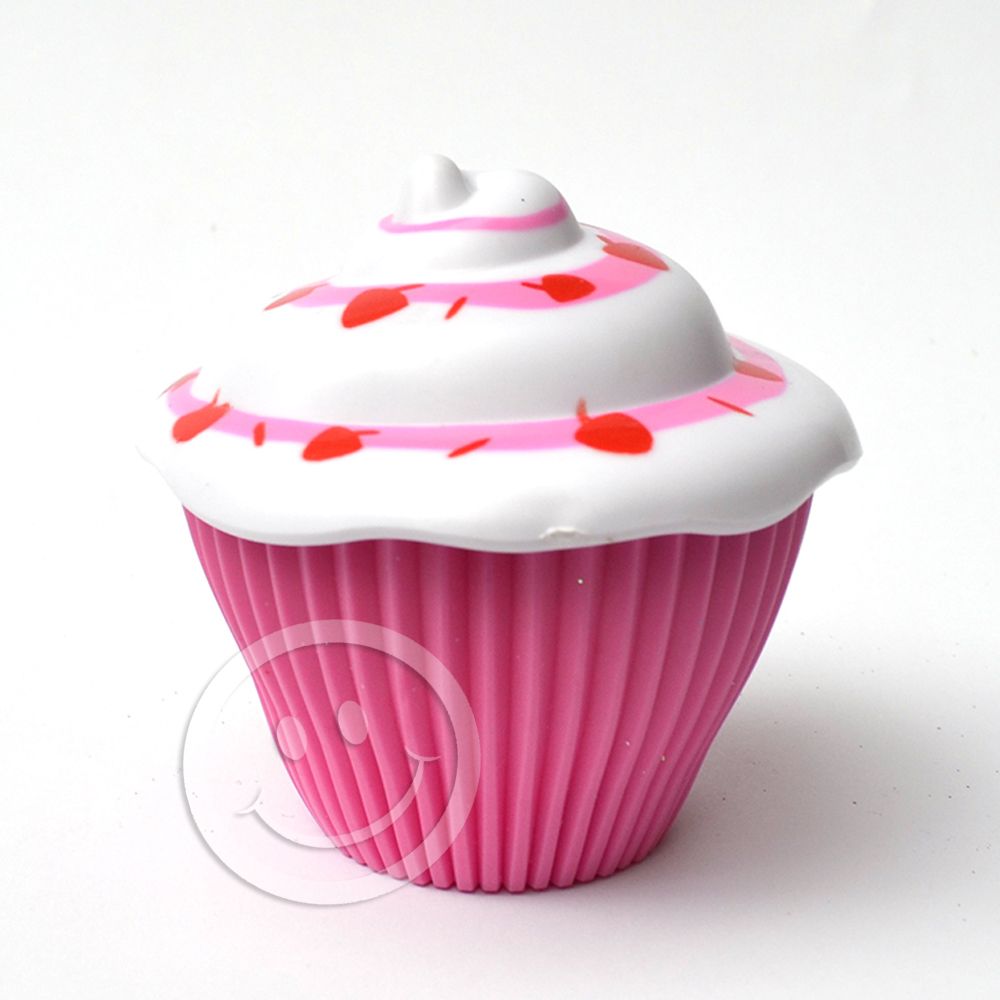 Cupcake Surprise, Кукла-сладкиш, Трейси