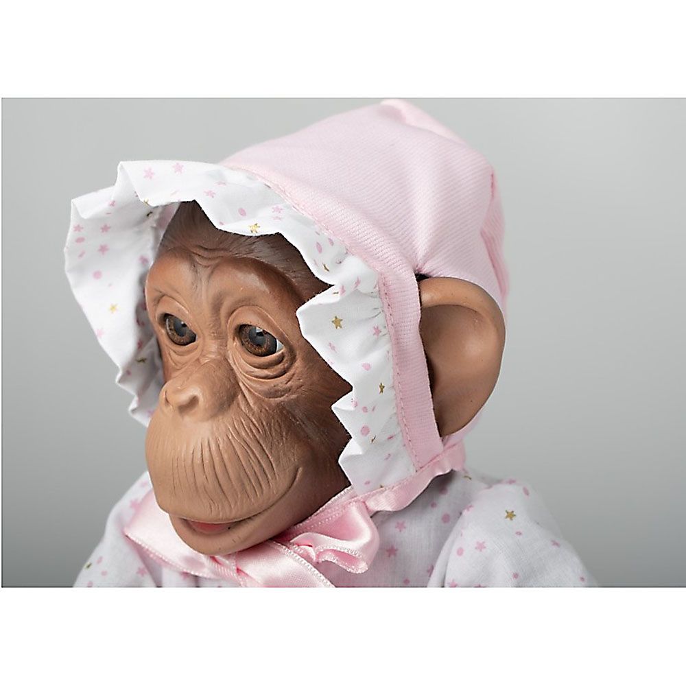 Бебе маймунка Лола, с рокля и шапка на звездички