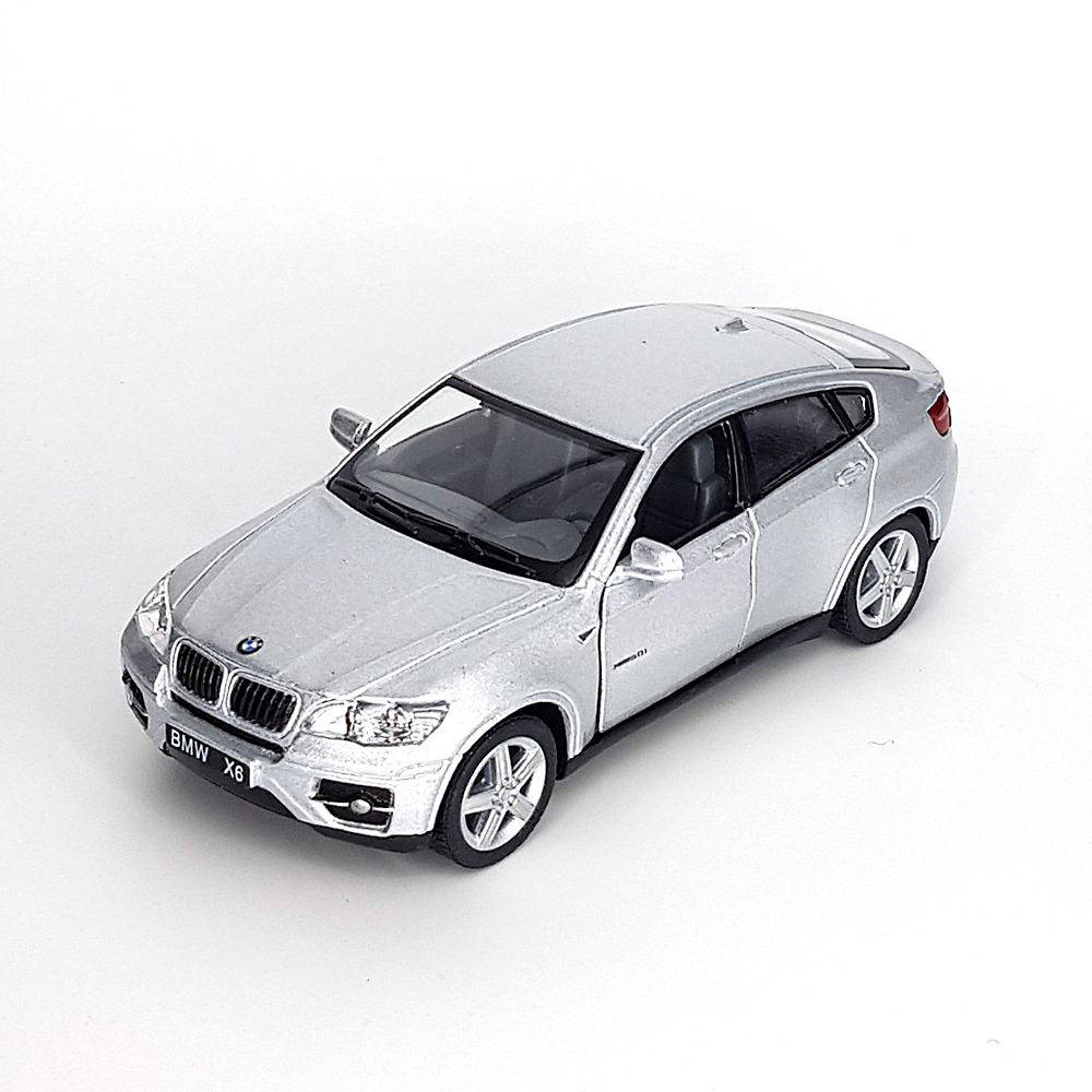 Метална кола BMW X6