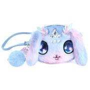 Пухкава малка чанта, Агата