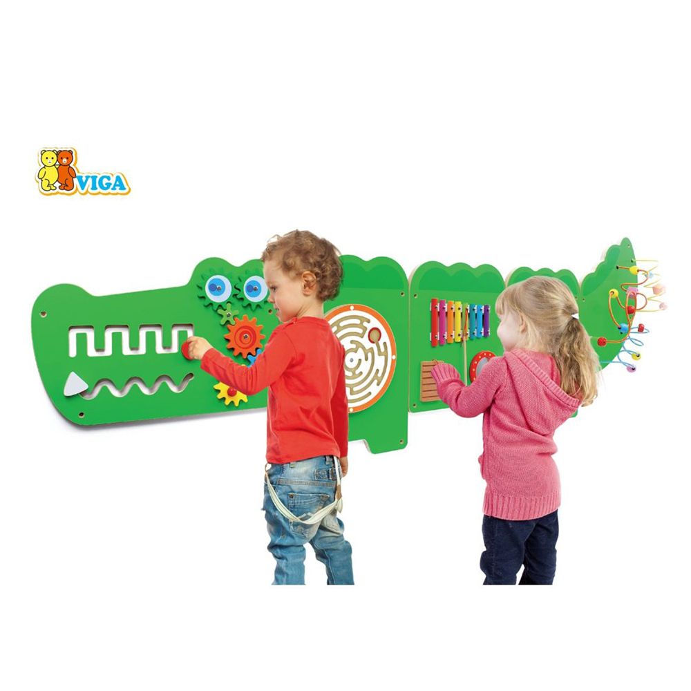 Голяма дървена стена с активности, Крокодил