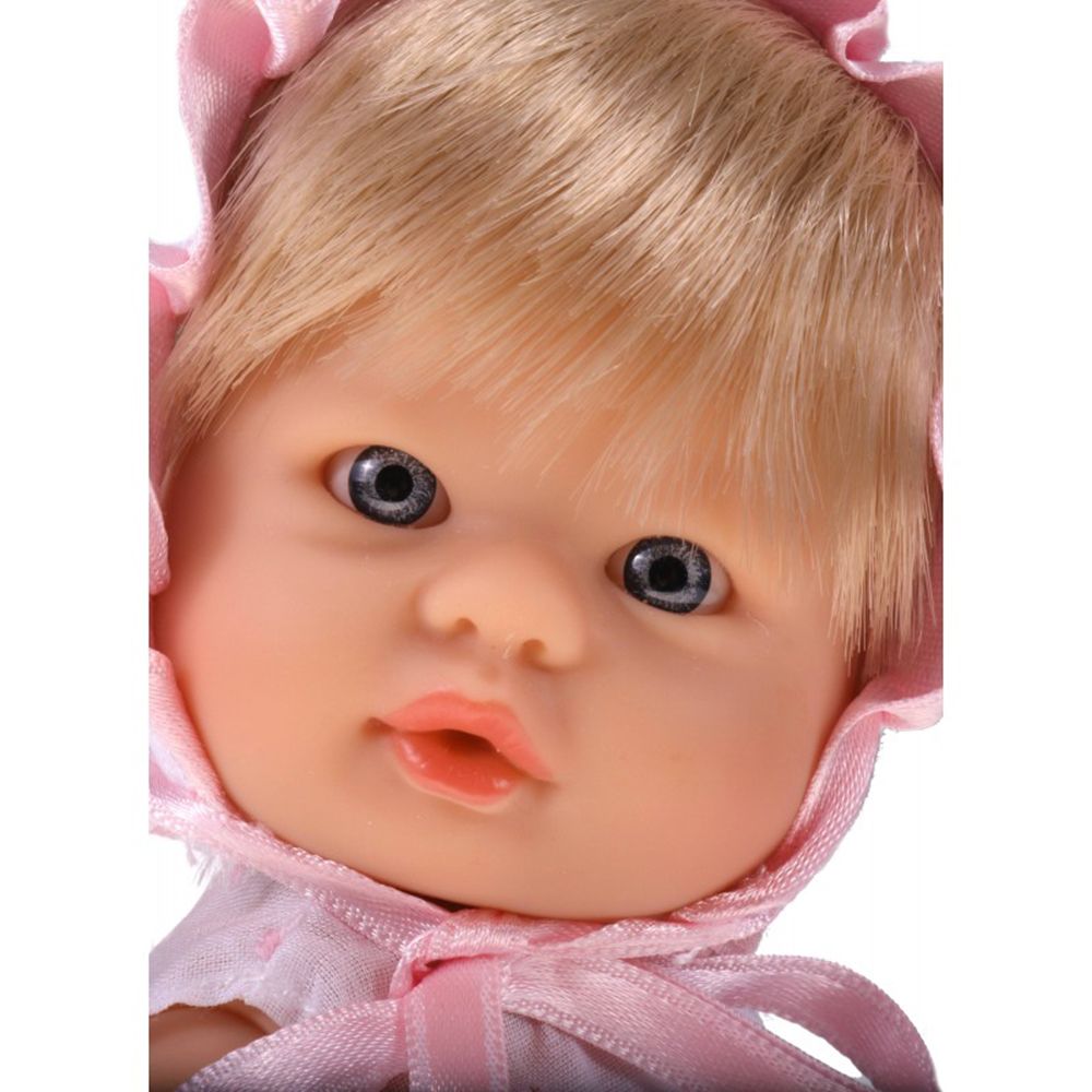 Кукла-бебе Чикита, с розова рокличка и шапка
